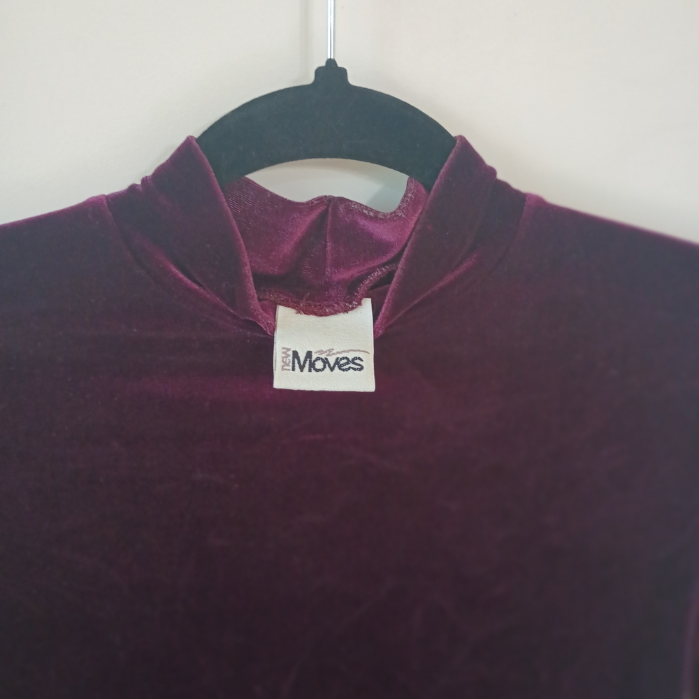 New Moves Velvet Top